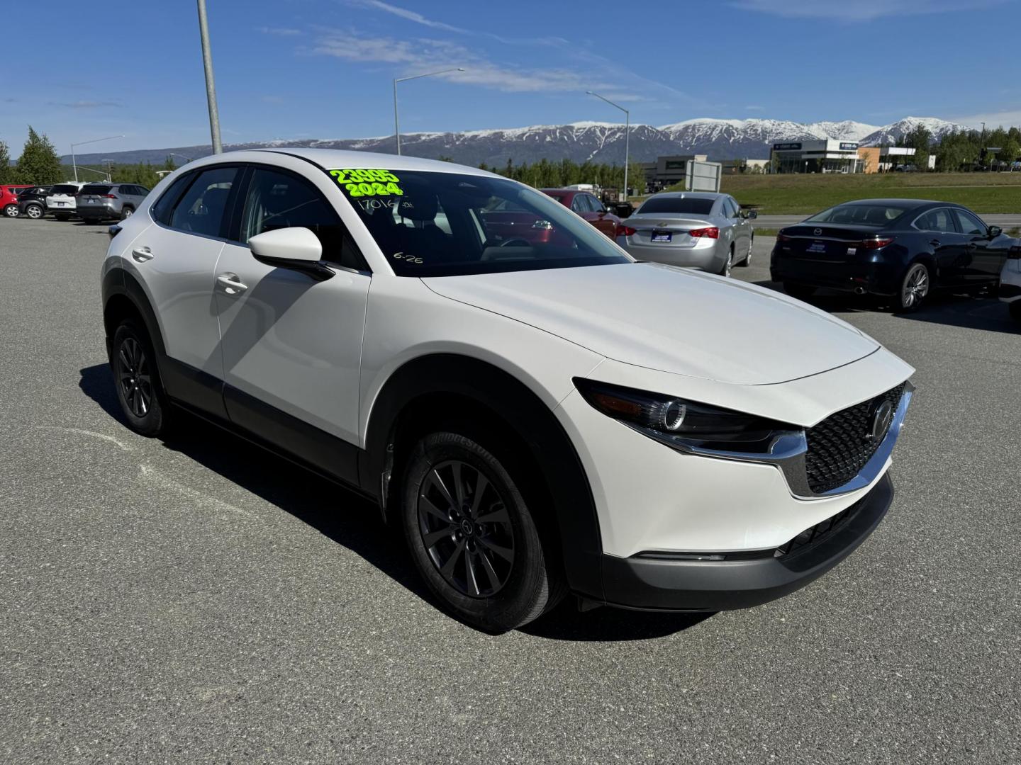 2024 WHITE Mazda CX-30 2.5 S (3MVDMBAM8RM) with an 2.5L L4 DOHC 16V engine, 6A transmission, located at 1960 Industrial Drive, Wasilla, 99654, (907) 274-2277, 61.573475, -149.400146 - Photo#5