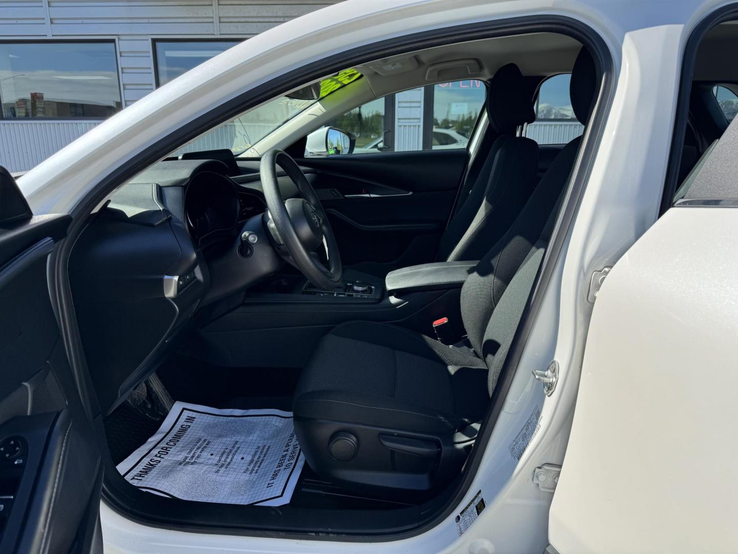 2024 WHITE Mazda CX-30 2.5 S (3MVDMBAM8RM) with an 2.5L L4 DOHC 16V engine, 6A transmission, located at 1960 Industrial Drive, Wasilla, 99654, (907) 274-2277, 61.573475, -149.400146 - Photo#12