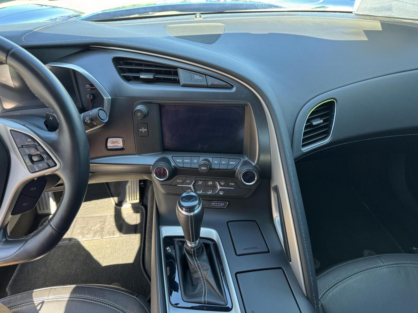 2019 BLUE /black leather Chevrolet Corvette 1LT Coupe Automatic (1G1YB2D75K5) with an 6.2L V8 engine, 6A transmission, located at 1960 Industrial Drive, Wasilla, 99654, (907) 274-2277, 61.573475, -149.400146 - Photo#10