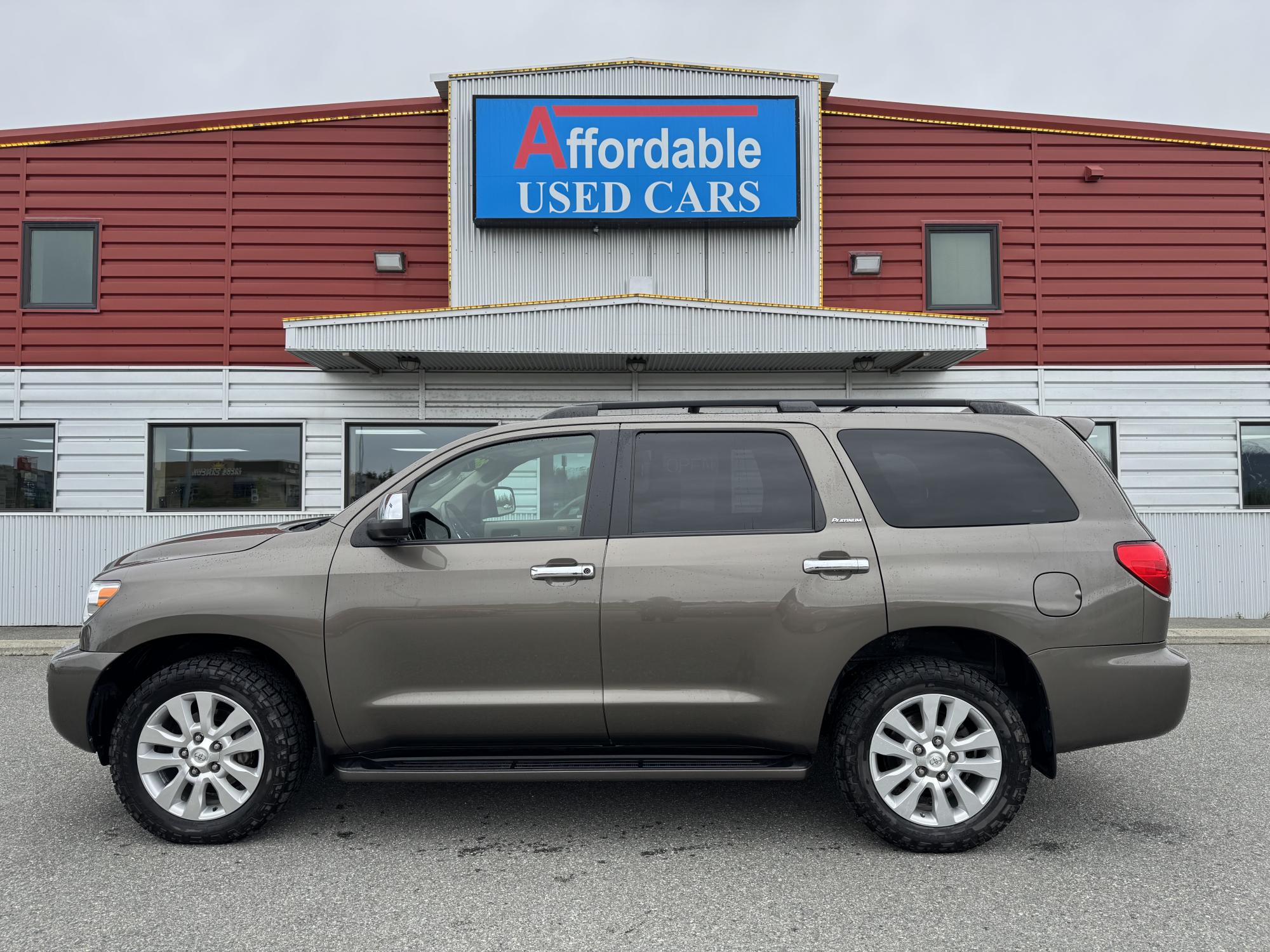 photo of 2017 TOYOTA SEQUOIA PLATINUM