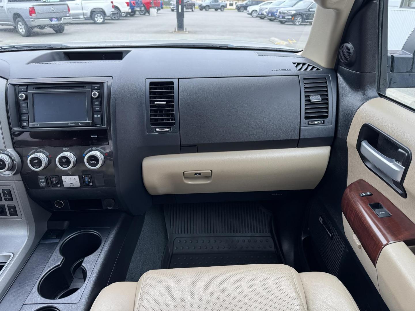 2017 GREEN TOYOTA SEQUOIA PLATINUM (5TDDY5G14HS) with an 5.7L engine, Automatic transmission, located at 1960 Industrial Drive, Wasilla, 99654, (907) 274-2277, 61.573475, -149.400146 - Photo#11