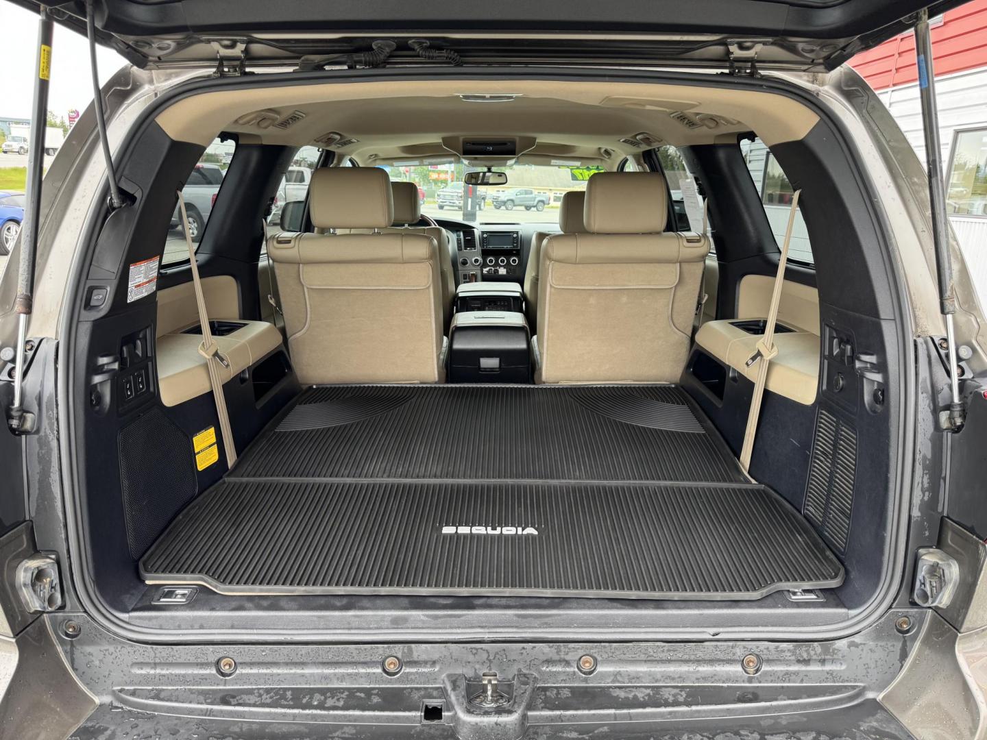 2017 GREEN TOYOTA SEQUOIA PLATINUM (5TDDY5G14HS) with an 5.7L engine, Automatic transmission, located at 1960 Industrial Drive, Wasilla, 99654, (907) 274-2277, 61.573475, -149.400146 - Photo#18
