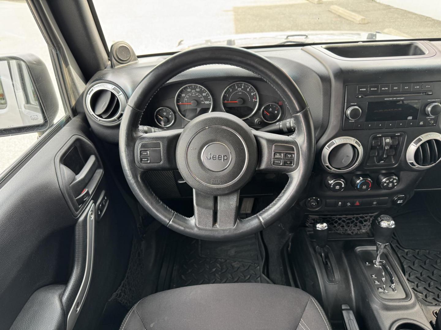 2013 SILVER Jeep Wrangler Unlimited Sahara 4WD (1C4HJWEG5DL) with an 3.6L V6 DOHC 24V FFV engine, Automatic transmission, located at 1960 Industrial Drive, Wasilla, 99654, (907) 274-2277, 61.573475, -149.400146 - Photo#9