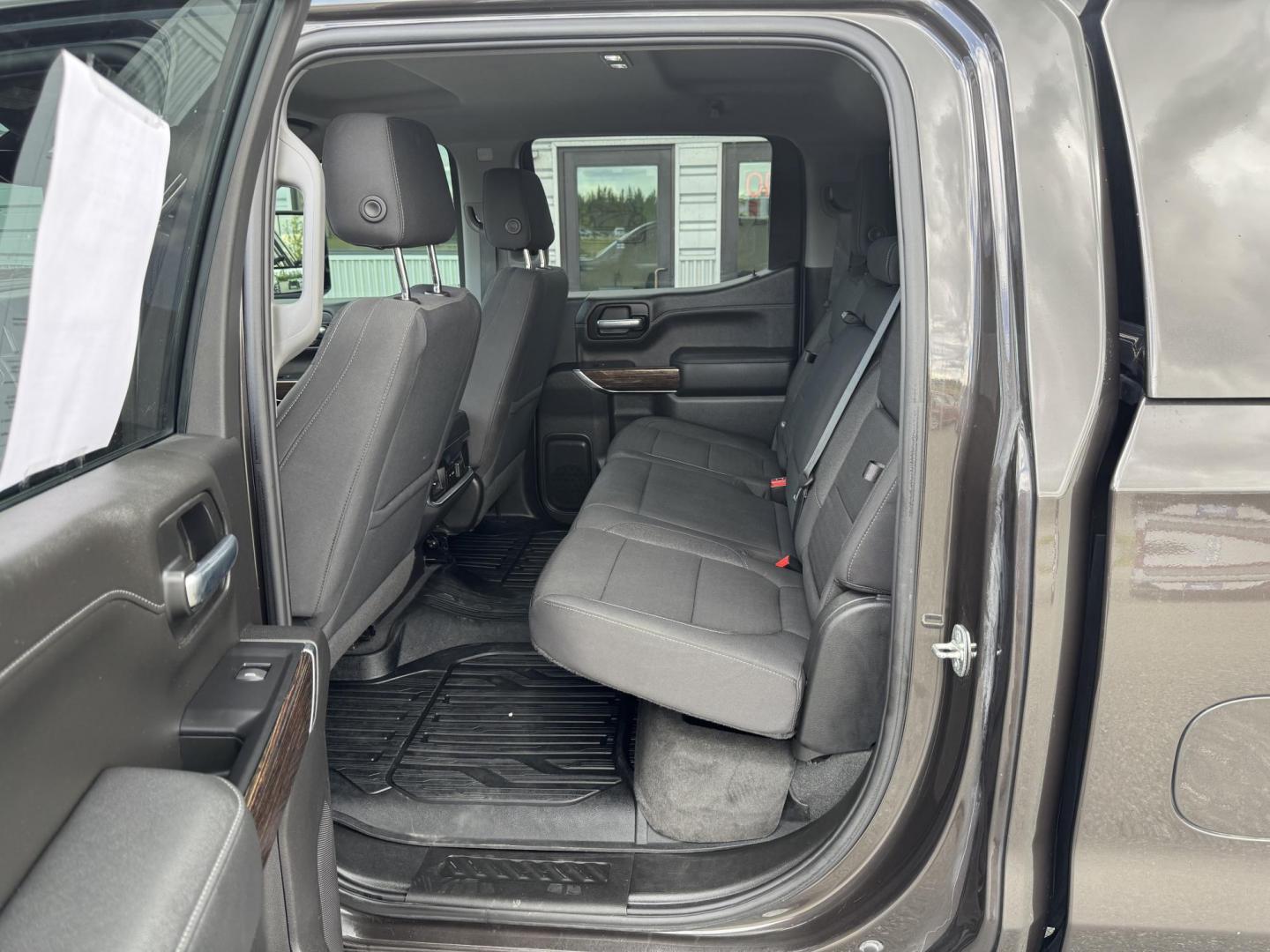 2021 BLACK GMC Sierra 1500 Elevation Crew Cab 4WD (3GTU9CET7MG) with an 3.0L L6 DOHC 24V DIESEL engine, 6A transmission, located at 1960 Industrial Drive, Wasilla, 99654, (907) 274-2277, 61.573475, -149.400146 - Photo#12