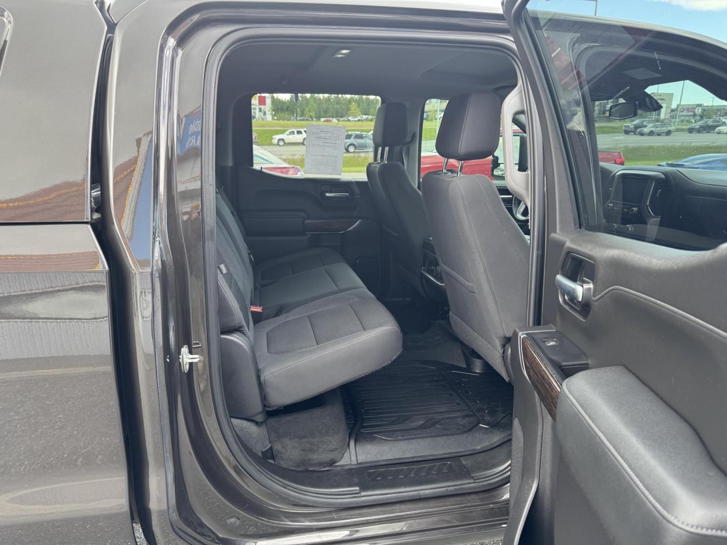 2021 BLACK GMC Sierra 1500 Elevation Crew Cab 4WD (3GTU9CET7MG) with an 3.0L L6 DOHC 24V DIESEL engine, 6A transmission, located at 1960 Industrial Drive, Wasilla, 99654, (907) 274-2277, 61.573475, -149.400146 - Photo#16