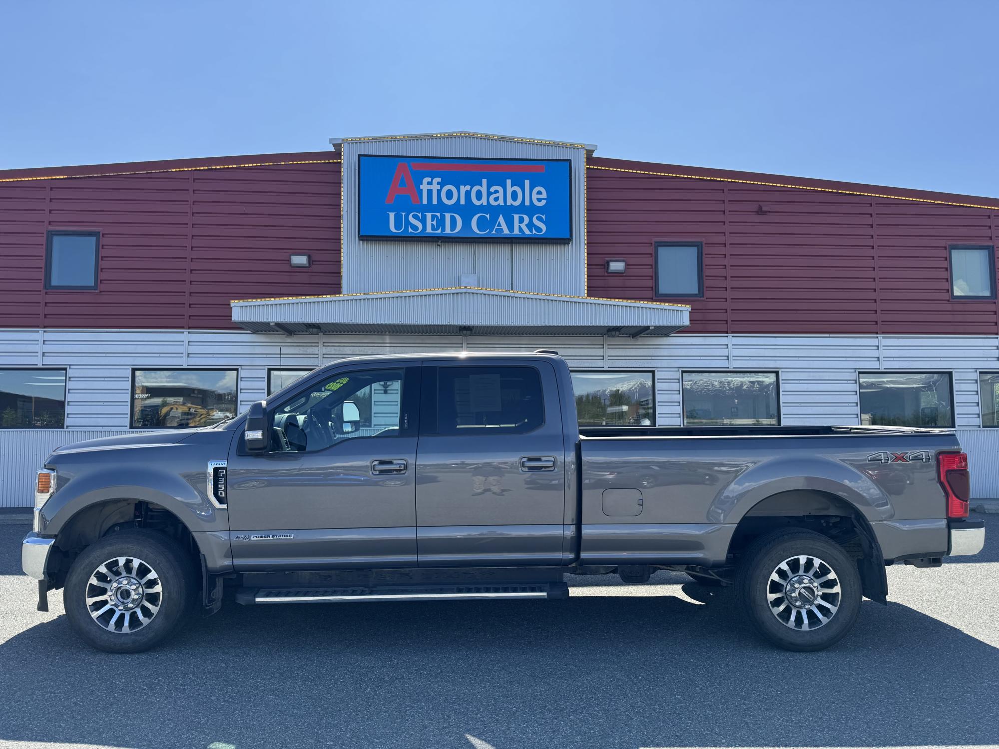 photo of 2022 Ford F-350 SD Lariet Diesel Crew Cab Long Bed 4WD