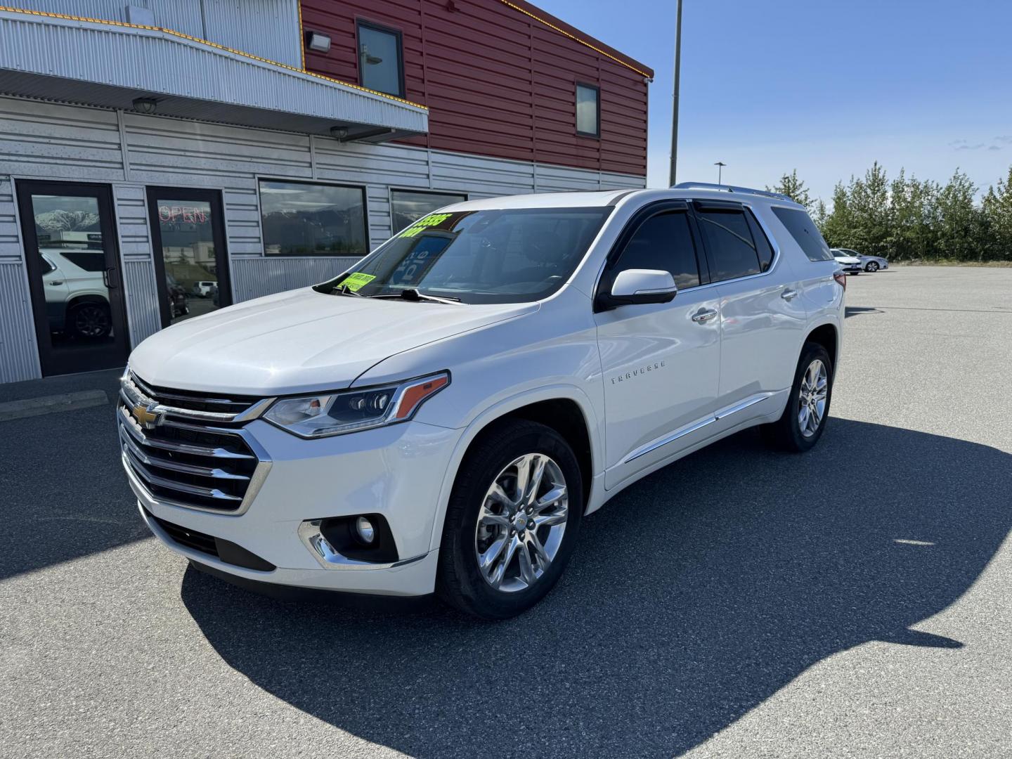 2021 WHITE Chevrolet Traverse High Country AWD (1GNEVNKW3MJ) with an 3.6L V6 DOHC 24V engine, 9A transmission, located at 1960 Industrial Drive, Wasilla, 99654, (907) 274-2277, 61.573475, -149.400146 - Photo#7