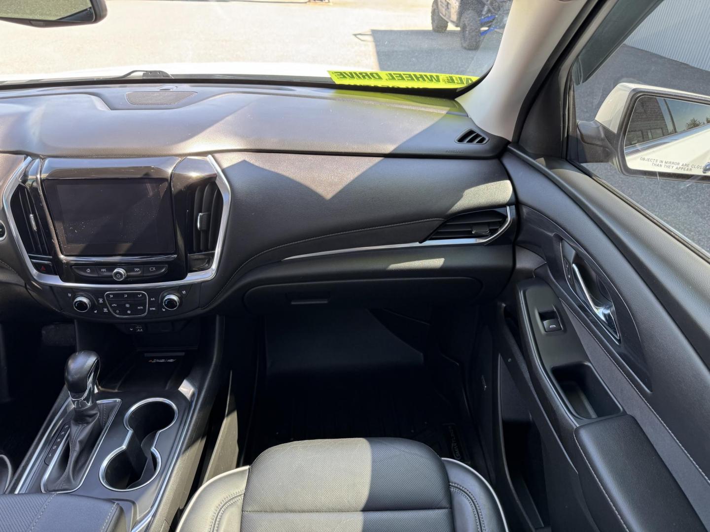 2021 WHITE Chevrolet Traverse High Country AWD (1GNEVNKW3MJ) with an 3.6L V6 DOHC 24V engine, 9A transmission, located at 1960 Industrial Drive, Wasilla, 99654, (907) 274-2277, 61.573475, -149.400146 - Photo#11