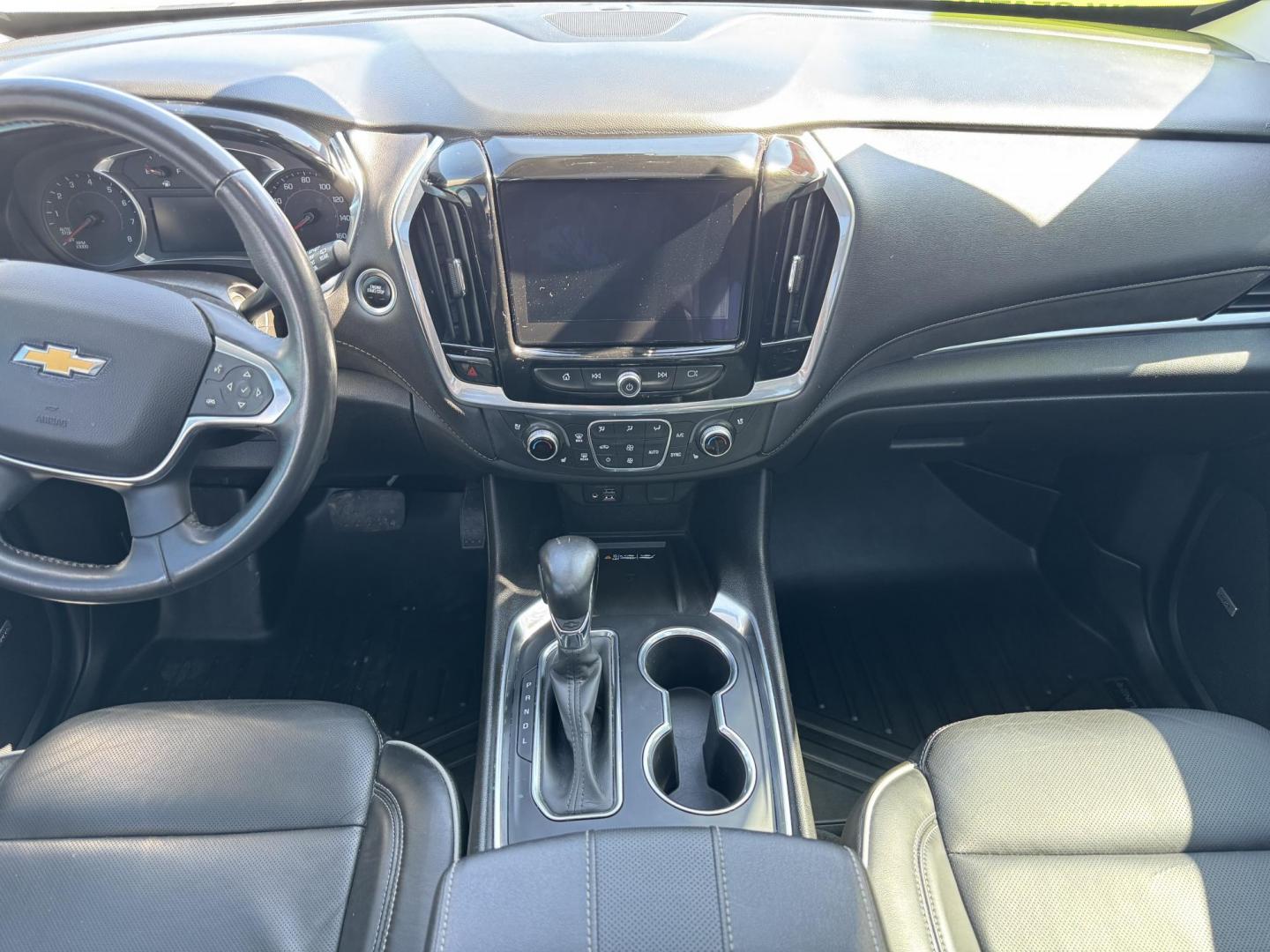 2021 WHITE Chevrolet Traverse High Country AWD (1GNEVNKW3MJ) with an 3.6L V6 DOHC 24V engine, 9A transmission, located at 1960 Industrial Drive, Wasilla, 99654, (907) 274-2277, 61.573475, -149.400146 - Photo#10