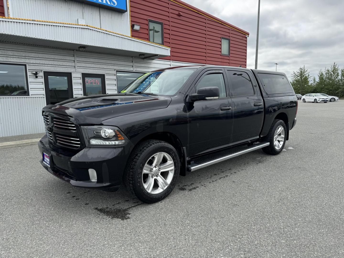 2017 BLACK RAM 1500 Sport Crew Cab SWB 4WD (1C6RR7MT3HS) with an 5.7L V8 OHV 16V engine, 8A transmission, located at 1960 Industrial Drive, Wasilla, 99654, (907) 274-2277, 61.573475, -149.400146 - Photo#6