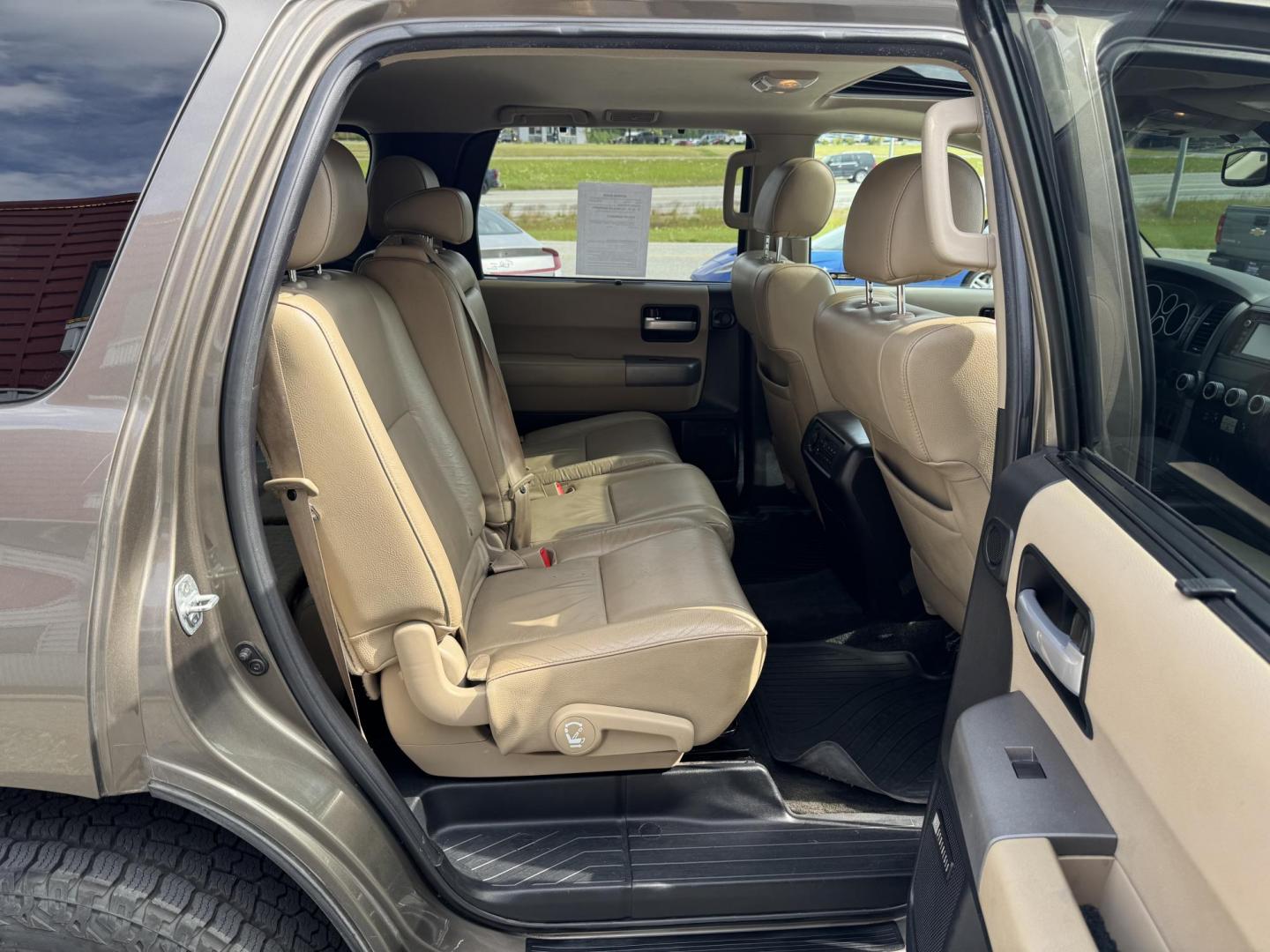 2016 GREEN Toyota Sequoia Limited 4WD (5TDJY5G11GS) with an 5.7L V8 DOHC 32V engine, 6A transmission, located at 1960 Industrial Drive, Wasilla, 99654, (907) 274-2277, 61.573475, -149.400146 - Photo#16