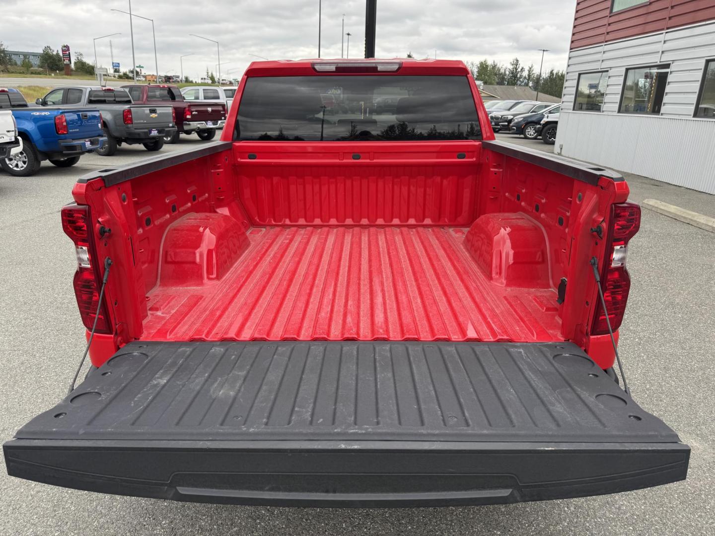 2023 RED Chevrolet Silverado 1500 LT Crew Cab 4WD (1GCUDDED4PZ) with an 5.3L V8 OHV 16V engine, 6A transmission, located at 1960 Industrial Drive, Wasilla, 99654, (907) 274-2277, 61.573475, -149.400146 - Photo#18