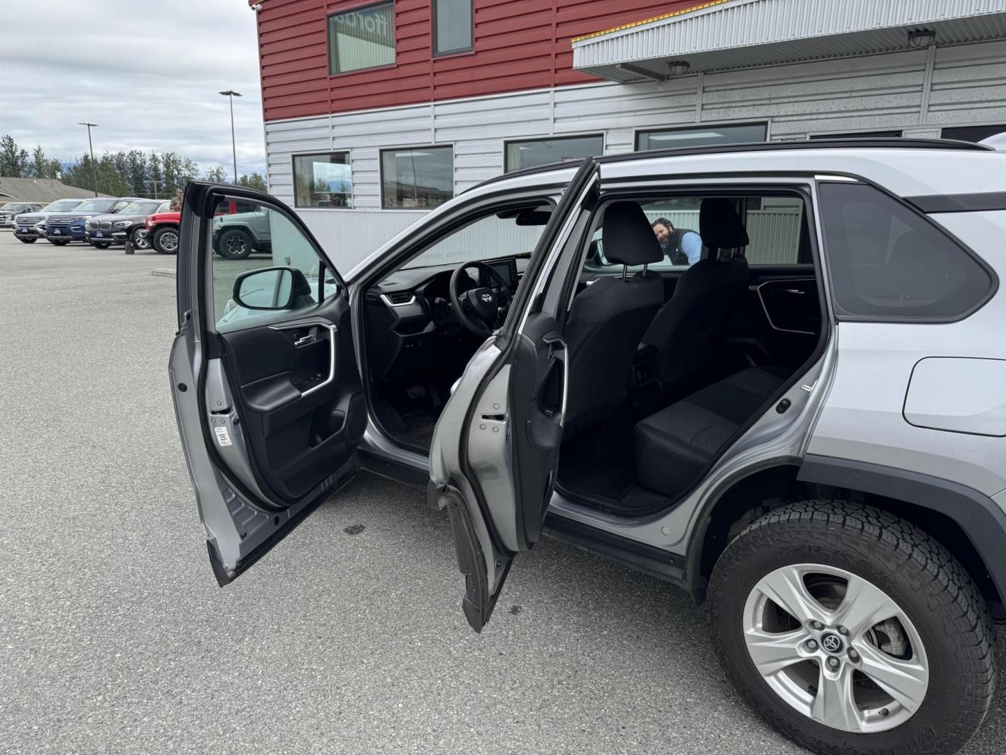 2021 Toyota RAV4 XLE AWD (2T3P1RFVXMC) with an 2.5L L4 DOHC 16V engine, 8A transmission, located at 1960 Industrial Drive, Wasilla, 99654, (907) 274-2277, 61.573475, -149.400146 - Photo#14