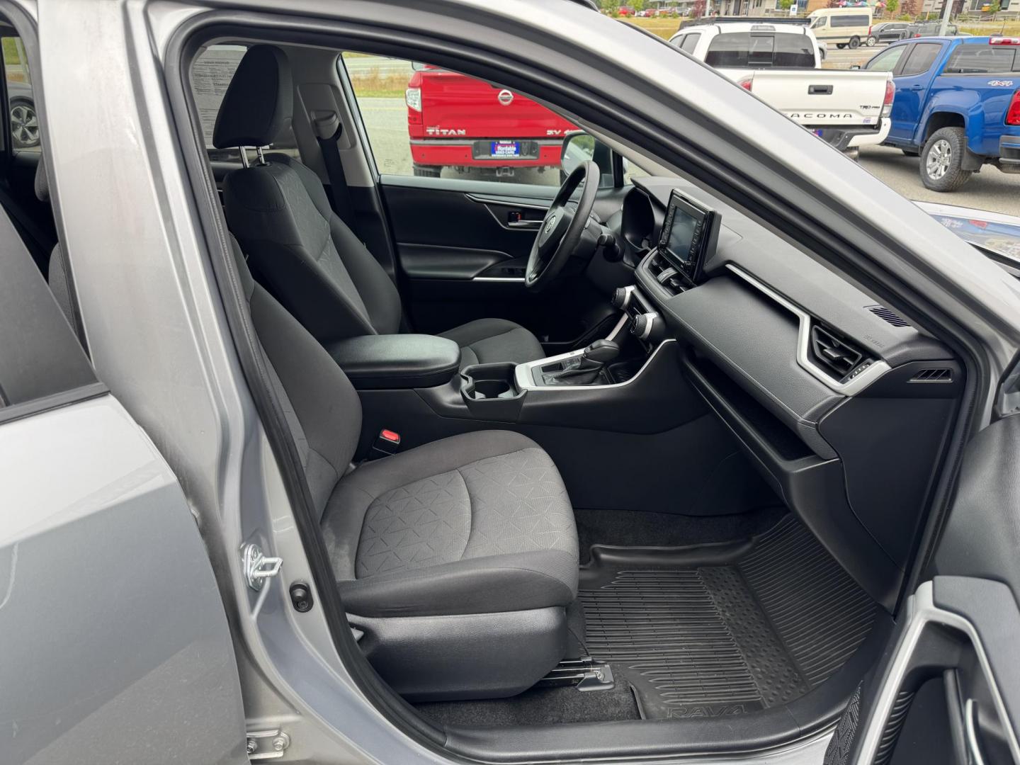 2021 Toyota RAV4 XLE AWD (2T3P1RFVXMC) with an 2.5L L4 DOHC 16V engine, 8A transmission, located at 1960 Industrial Drive, Wasilla, 99654, (907) 274-2277, 61.573475, -149.400146 - Photo#17