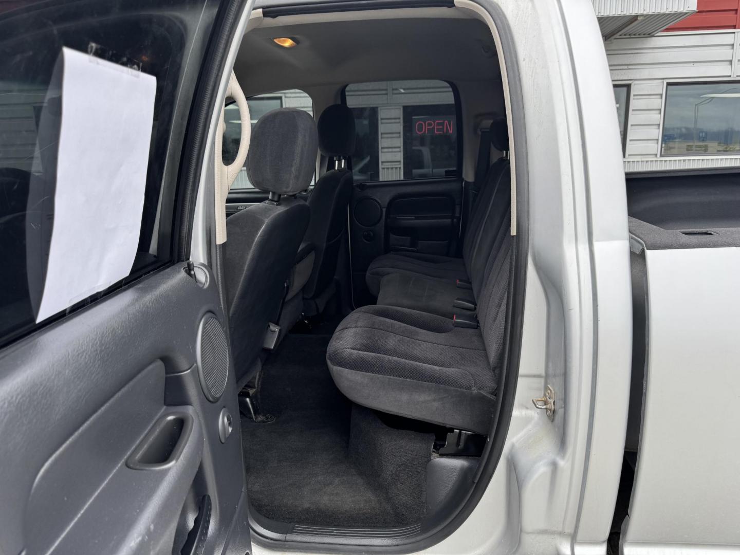 2005 SILVER Dodge Ram 1500 Quad Cab Daytona 4WD (1D7HU18D05J) with an 5.7L V8 OHV 16V engine, 5-Speed Automatic Overdrive transmission, located at 1960 Industrial Drive, Wasilla, 99654, (907) 274-2277, 61.573475, -149.400146 - Photo#12