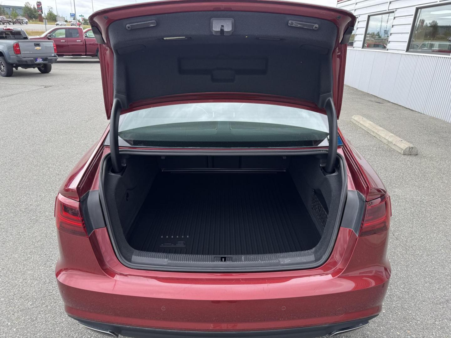 2018 RED Audi A6 2.0T Premium Plus quattro (WAUG8BFC2JN) with an 2.0L L4 DOHC 16V engine, 8A transmission, located at 1960 Industrial Drive, Wasilla, 99654, (907) 274-2277, 61.573475, -149.400146 - Photo#18