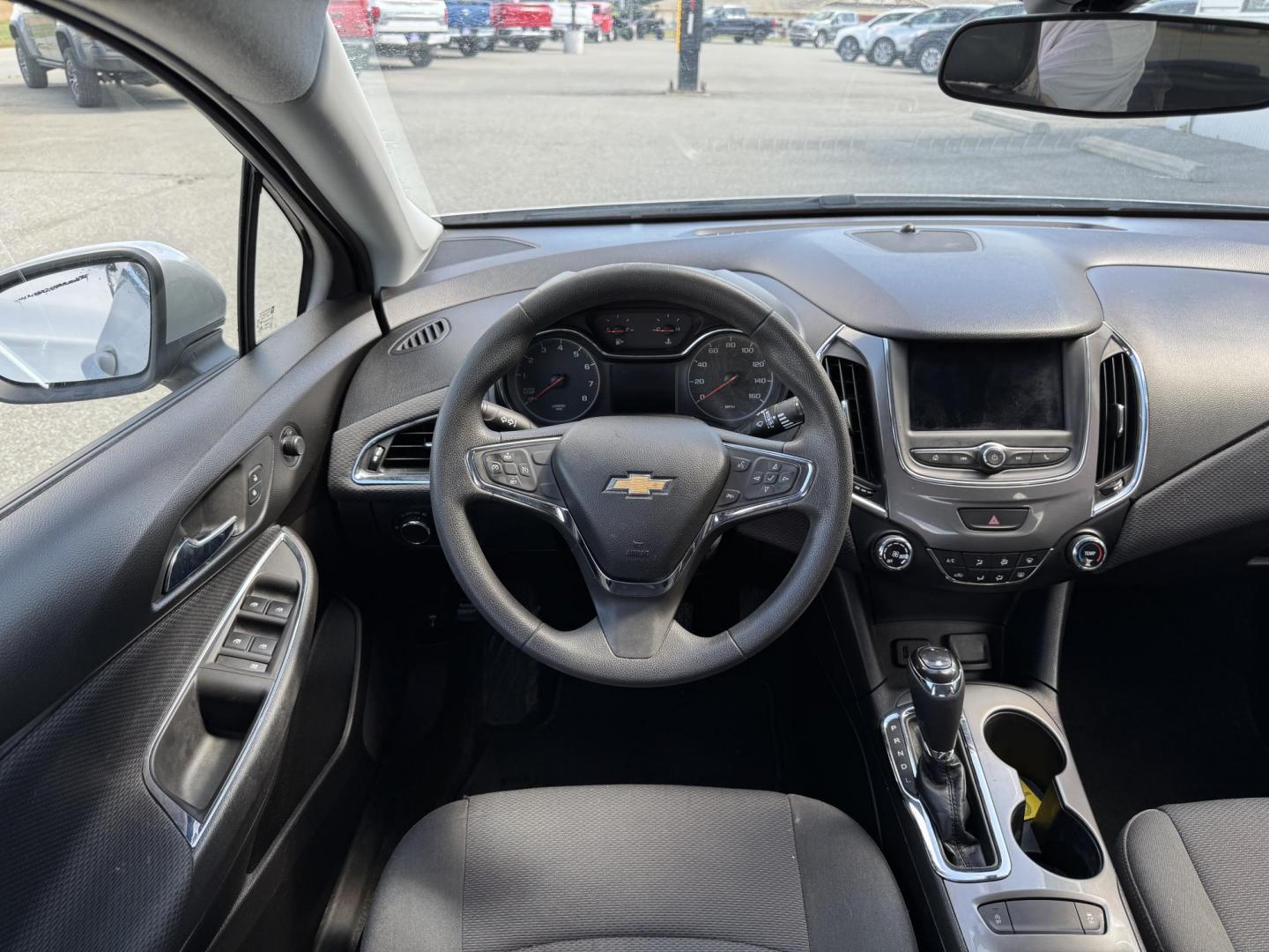 2019 SILVER Chevrolet Cruze LS Hatchback (3G1BC6SM9KS) with an 1.4L L4 DOHC 16V TURBO engine, 6A transmission, located at 1960 Industrial Drive, Wasilla, 99654, (907) 274-2277, 61.573475, -149.400146 - Photo#9