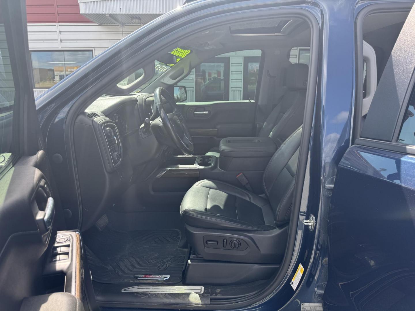 2020 BLUE Chevrolet Silverado 1500 LT Trail Boss Crew Cab 4WD (3GCPYFED2LG) with an 5.3L V8 OHV 16V engine, 6A transmission, located at 1960 Industrial Drive, Wasilla, 99654, (907) 274-2277, 61.573475, -149.400146 - Photo#12